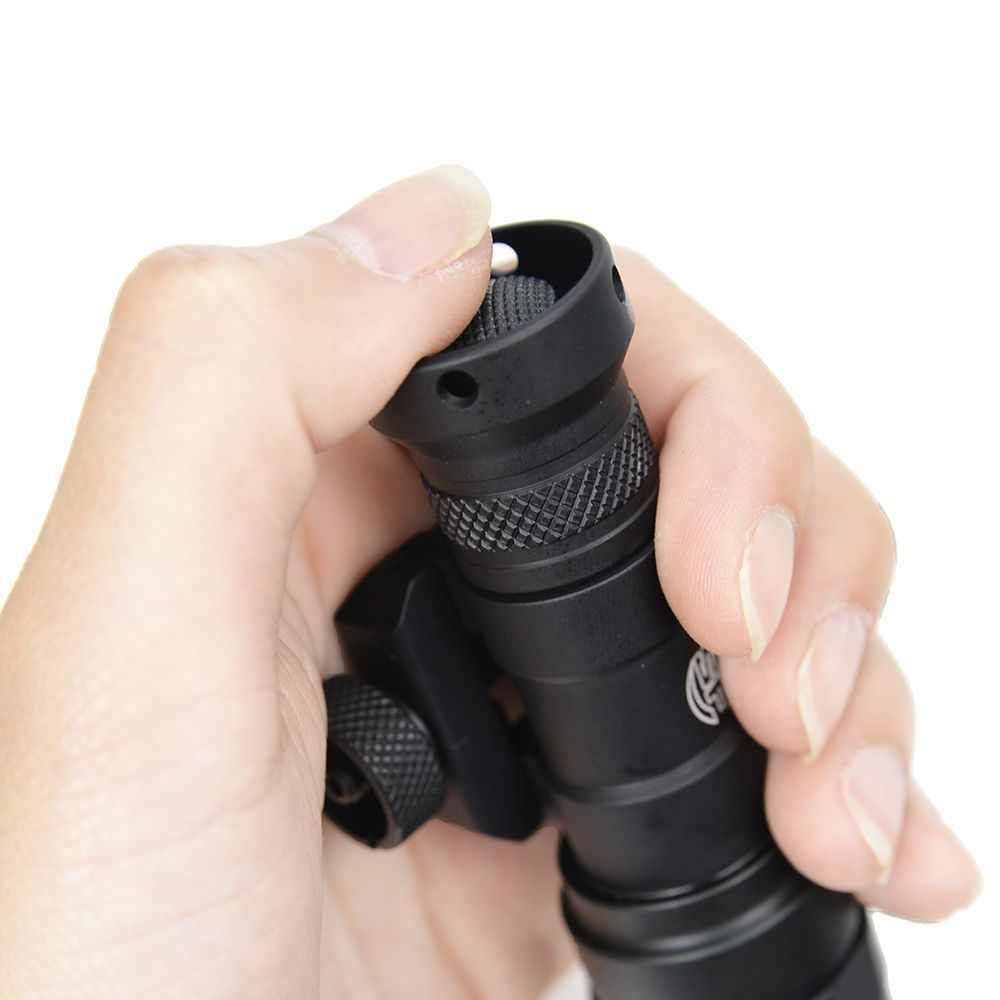 SUREFIRE 懐中電灯 M300C ミニスカウトライト | ミリタリーショップ