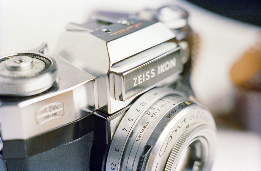 Zeiss Ikon Contaflex Super B Film Camera Review