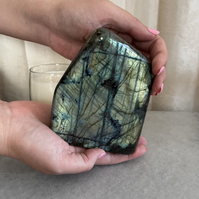 マダガスカル産ラブラドライト フリーフォーム | RHODON