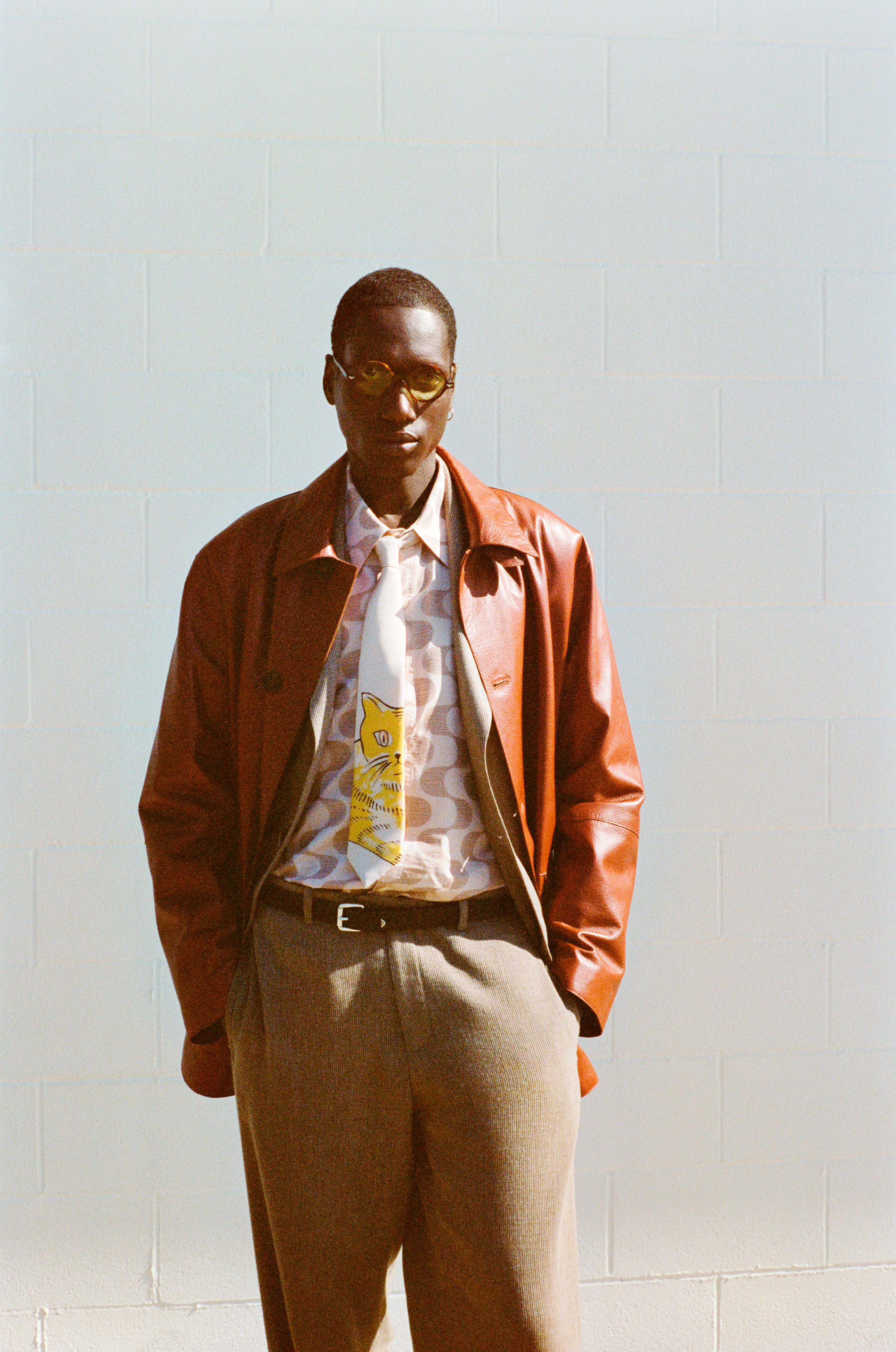 ジョルジオ・アルマーニの猫がモチーフ OUR LEGACY×EMPORIO ARMANI