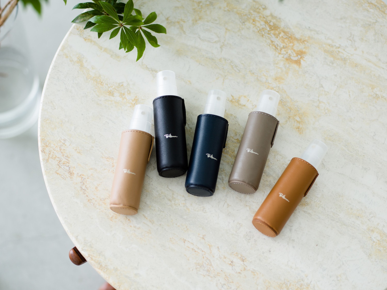 HAND SPRAY LEATHER CASE New Arrival News｜Ron Herman