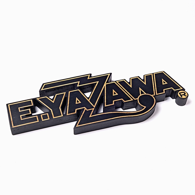 矢沢永吉 ロゴ入りサングラス ミニクロス、ハードケース付き 矢沢永吉