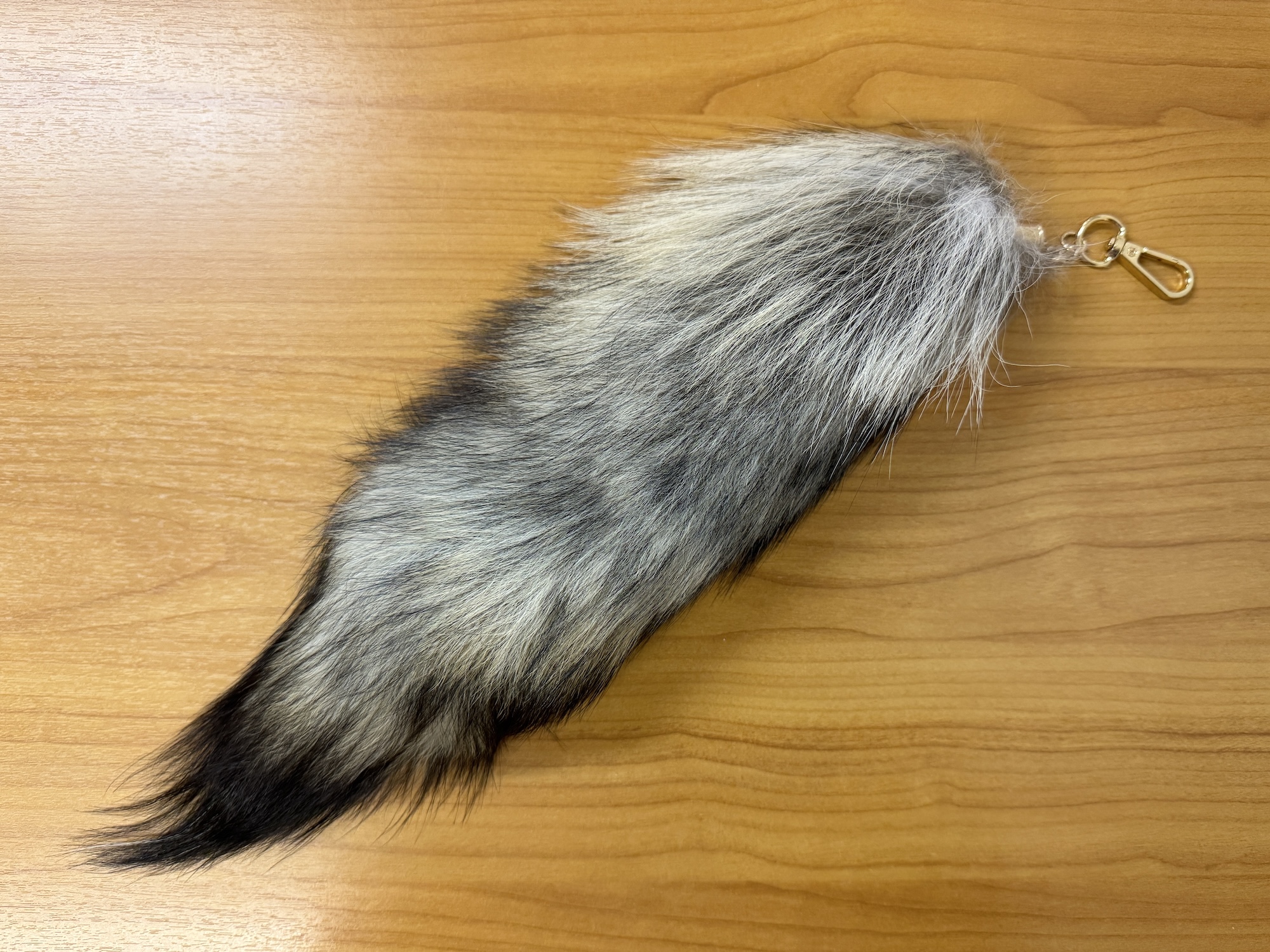 平成の遺産】むかし流行った『ファーしっぽ』が人気再燃中らしいので