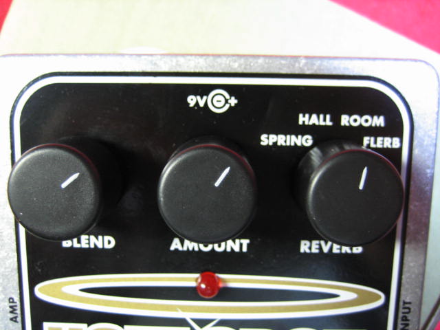 Electro Harmonix Holy Grail Plus reverb pedal - Rockhaus Guitars