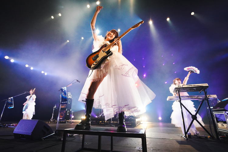 SILENT SIREN - COUNTDOWN JAPAN 23/24 ライブ写真＆セットリスト