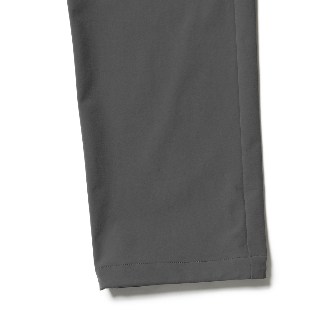 グリュエッティパンツ | ROGER EGGER