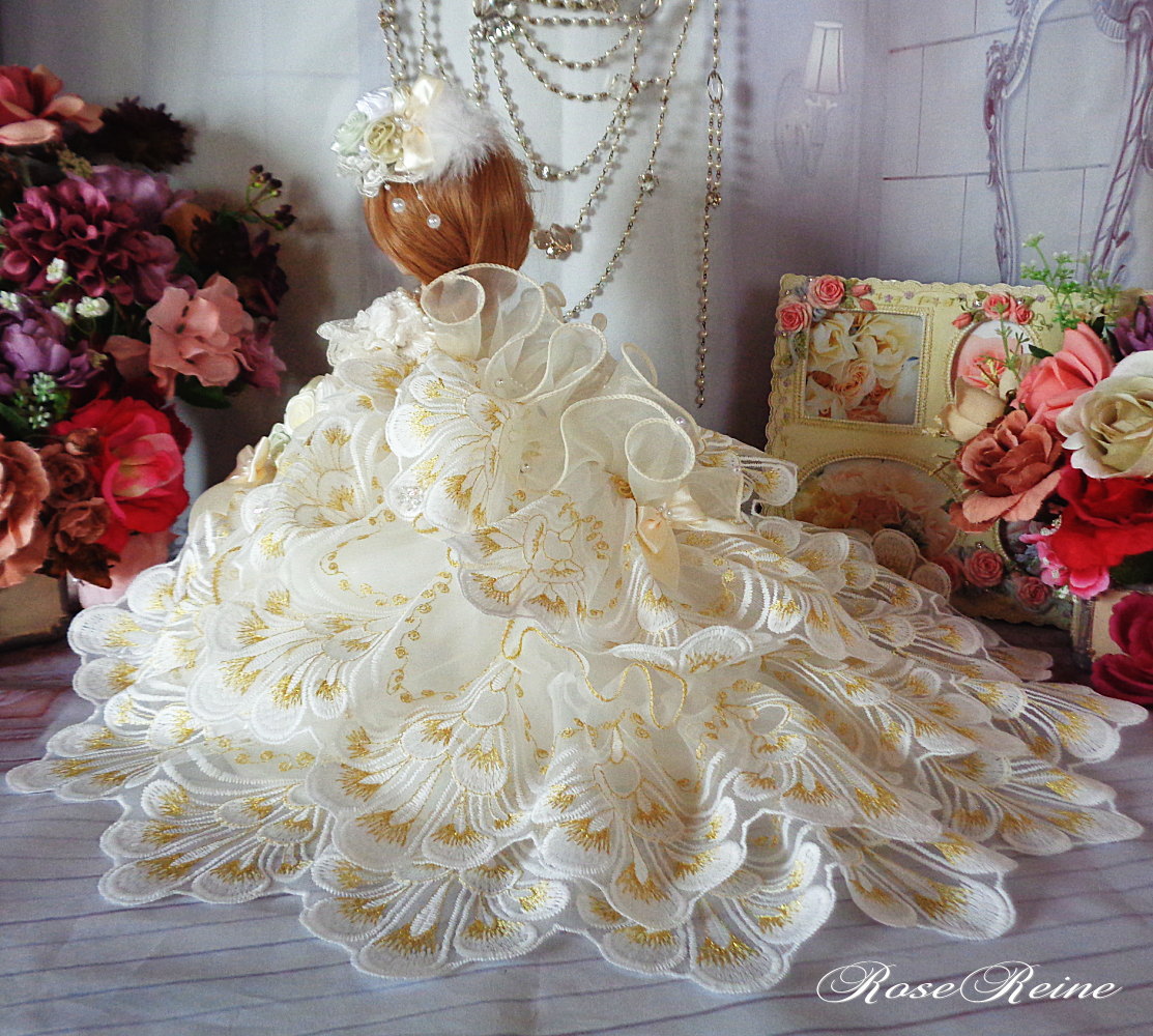 アンネローゼ王妃 エレガントラグジュアリーの至高のボリュームフリル