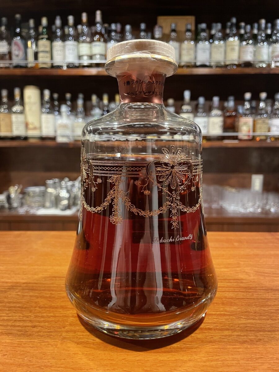 大阪府配送限定 十勝ブランデー 原酒 エクストラ 1982 500ml 箱付 十勝