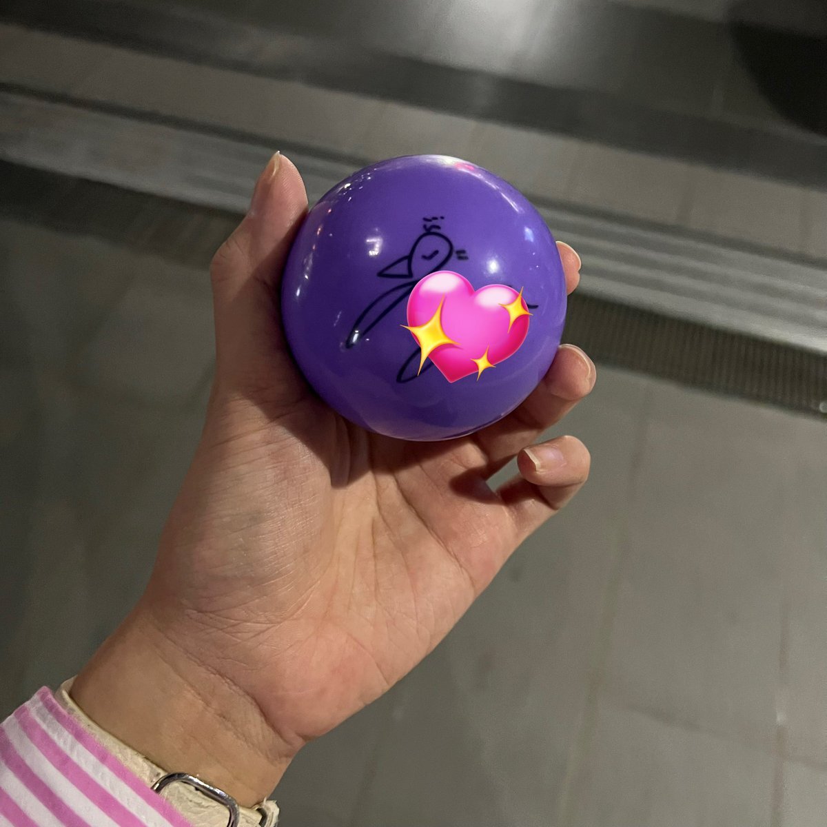 マヤ niziu サインボール NiziU MAYA サインボール AWAKE ナ*ツ様