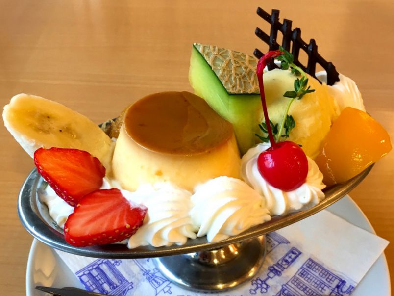 東京都内のプリンアラモード6選！昭和レトロな喫茶店も！｜るるぶ&more.