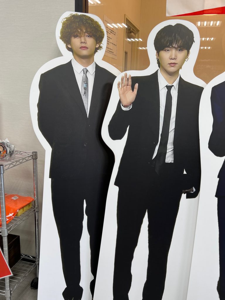 BTS テヒョン V テテ 等身大パネル BTS テヒョンV テテ等身大パネル