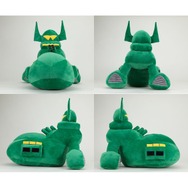 ガンダム」ホワイトベースとムサイが巨大クッションに！ ビジネス戦士