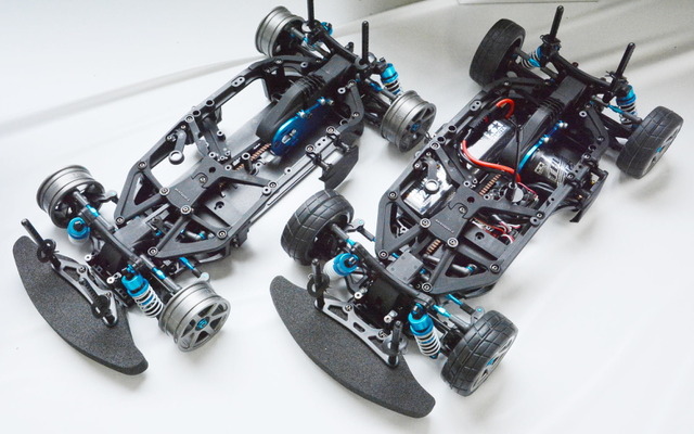 タミヤ TA07 PRO タミヤ、シングルベルトドライブ4WDの1/10 電動RCカー