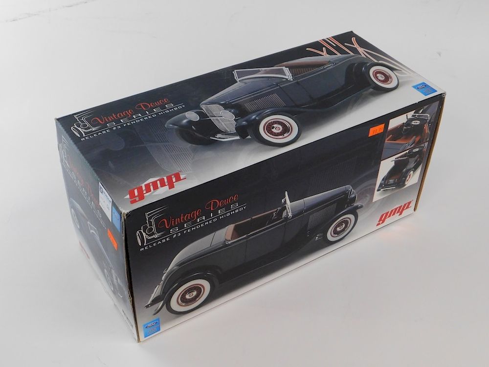 ミニカー GMP VINTAGE DEUCE 1/18 GMP Vintage Deuce Series Release#1