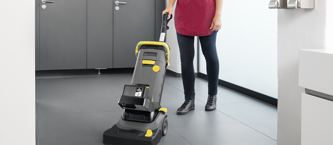 BR 30/4 C Bp 床洗浄機（手押し式） | ケルヒャー