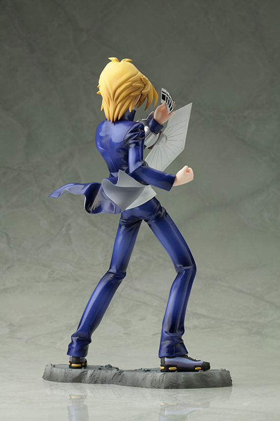 遊戯王 アテム フィギュア1/7 コトブキヤ Amazon.co.jp: ARTFX J 遊