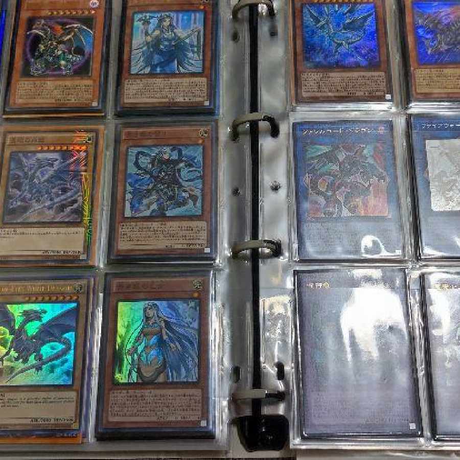 遊戯王カード ホログラフィック・レリーフなど約330枚 まとめ売り