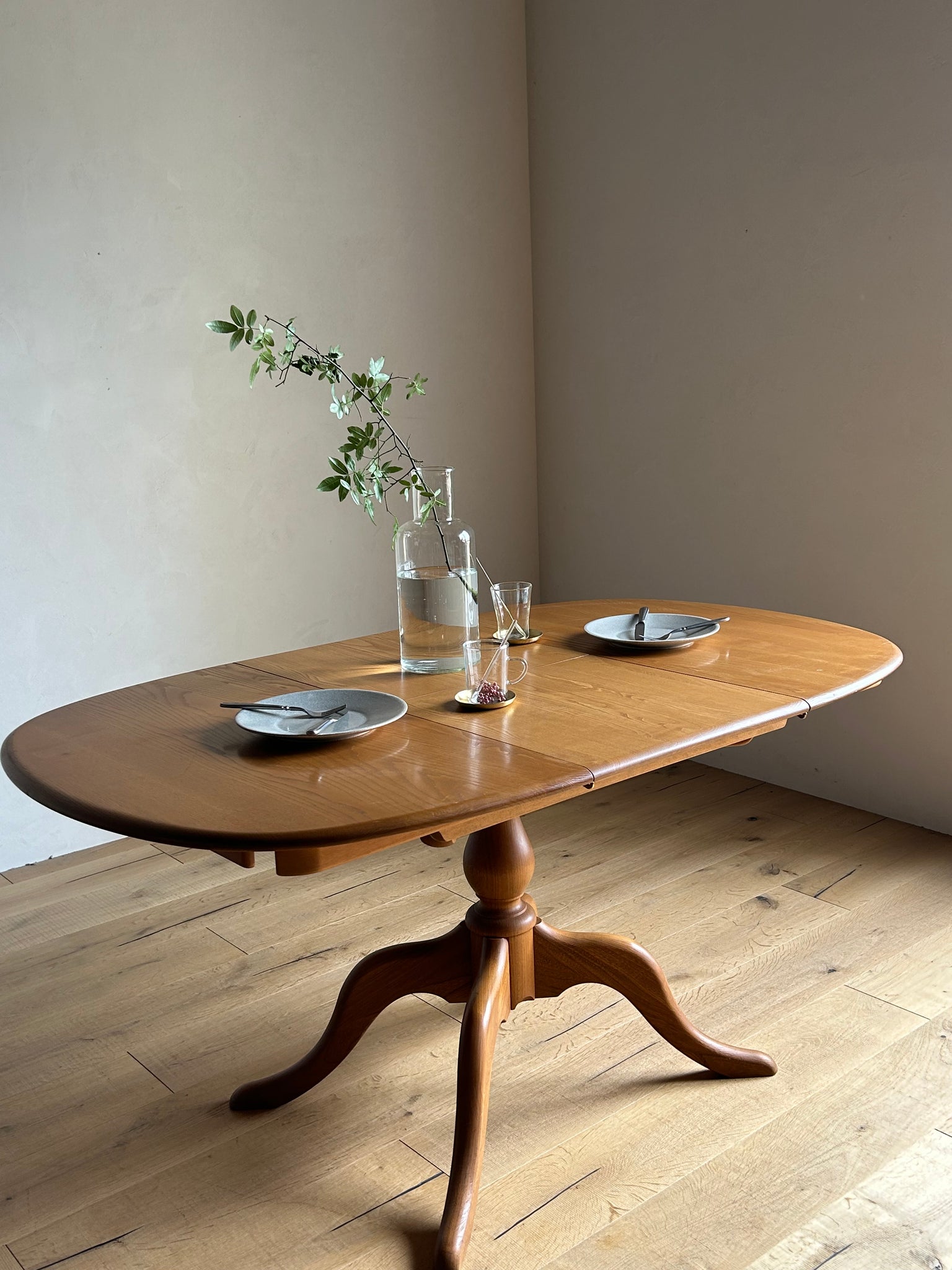 ERCOL(アーコール) ペブルテーブル (401) ERCOL(アーコール) ペブル