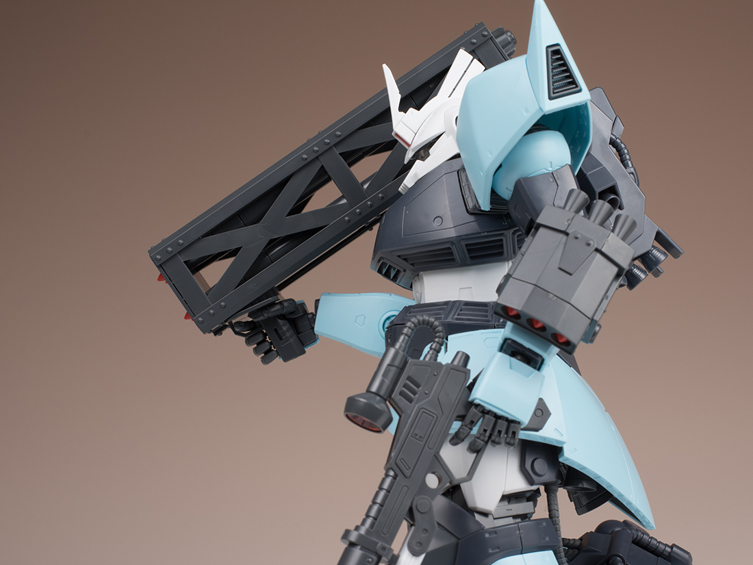 MG ユーマ・ライトニング専用高機動型ゲルググ MG MS-15B-UR ギャン高