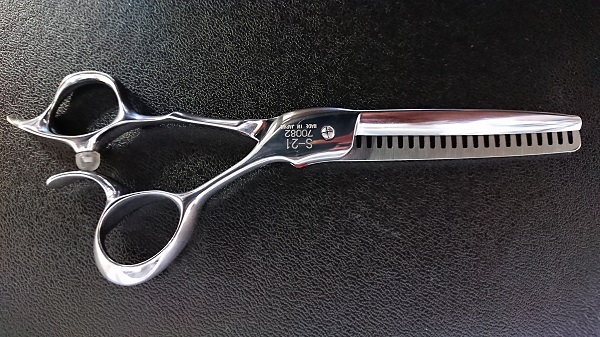研ぎ・メンテナンス済み【光シザー HIKARI scissors】5STAR COSMOS 154