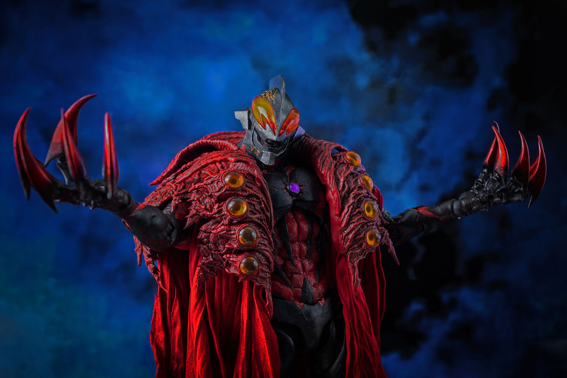 闇堕ちの戦士『threezeroX大山竜 ウルトラマンベリアル』デザイン