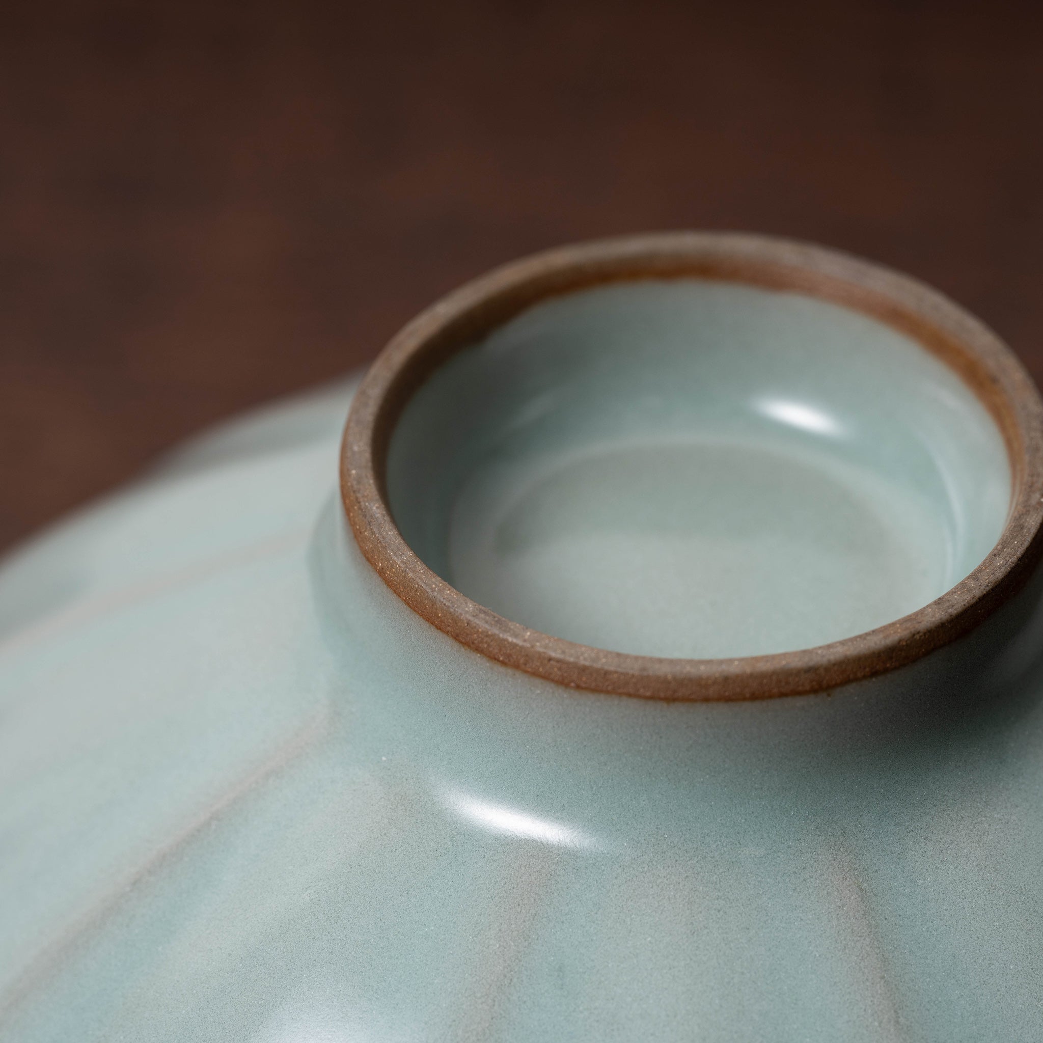 明代 龍泉窯 青磁鎬蓮弁文碗 – 燦禾 SANKA