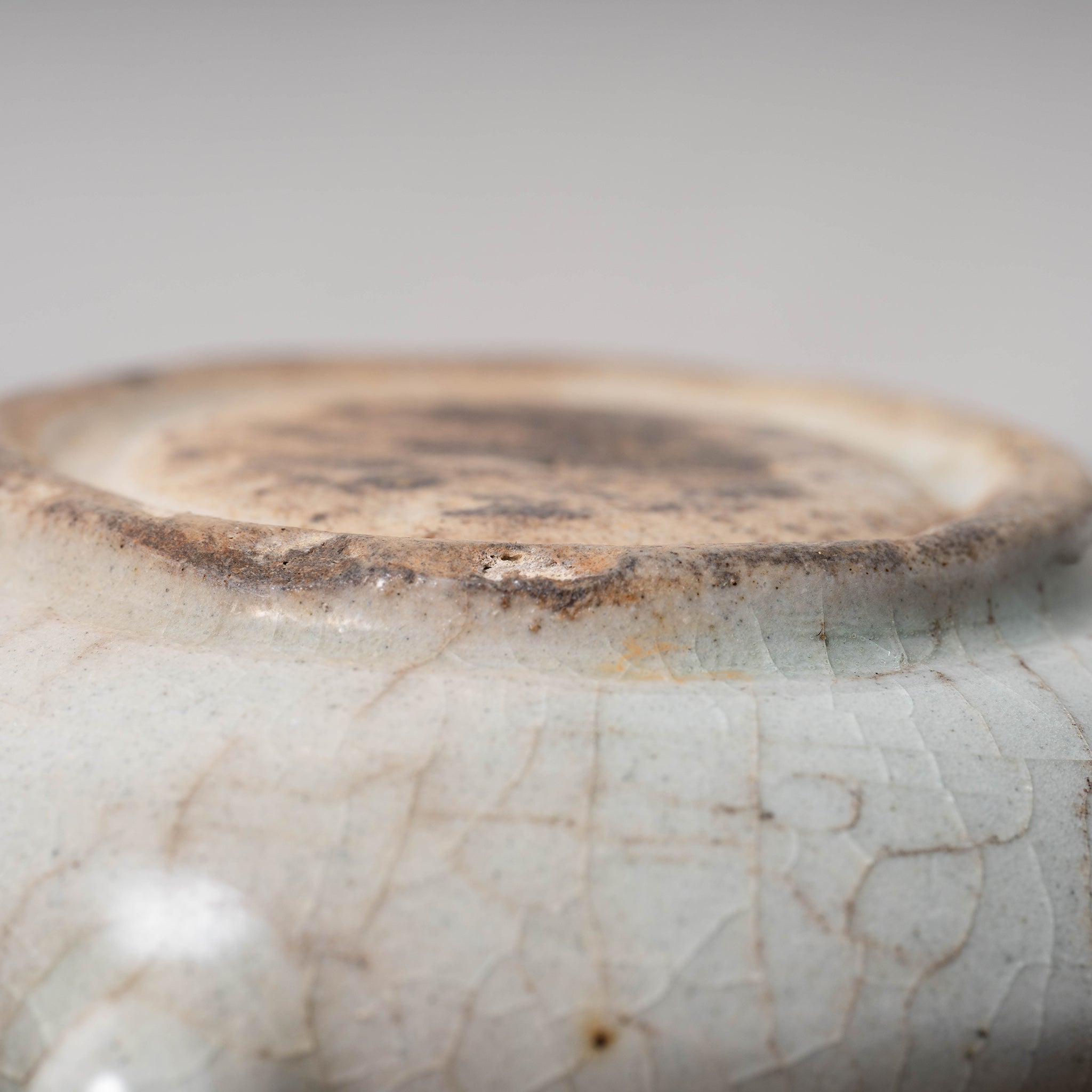 李朝 白磁丸形水滴 – 燦禾 SANKA