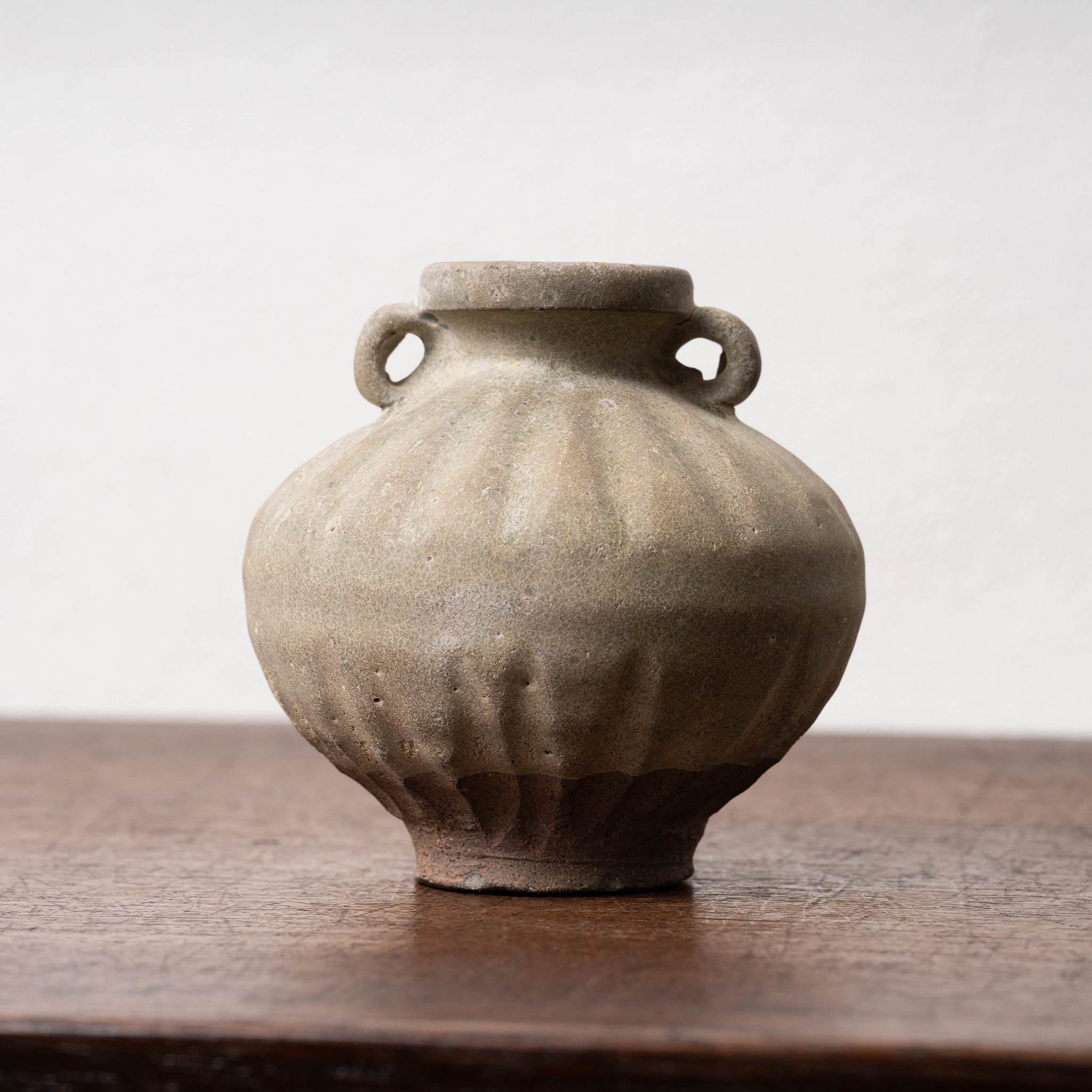 タイ・骨董宋胡録（スンコロク） 白釉 小壺（1301年~1600年） 美術