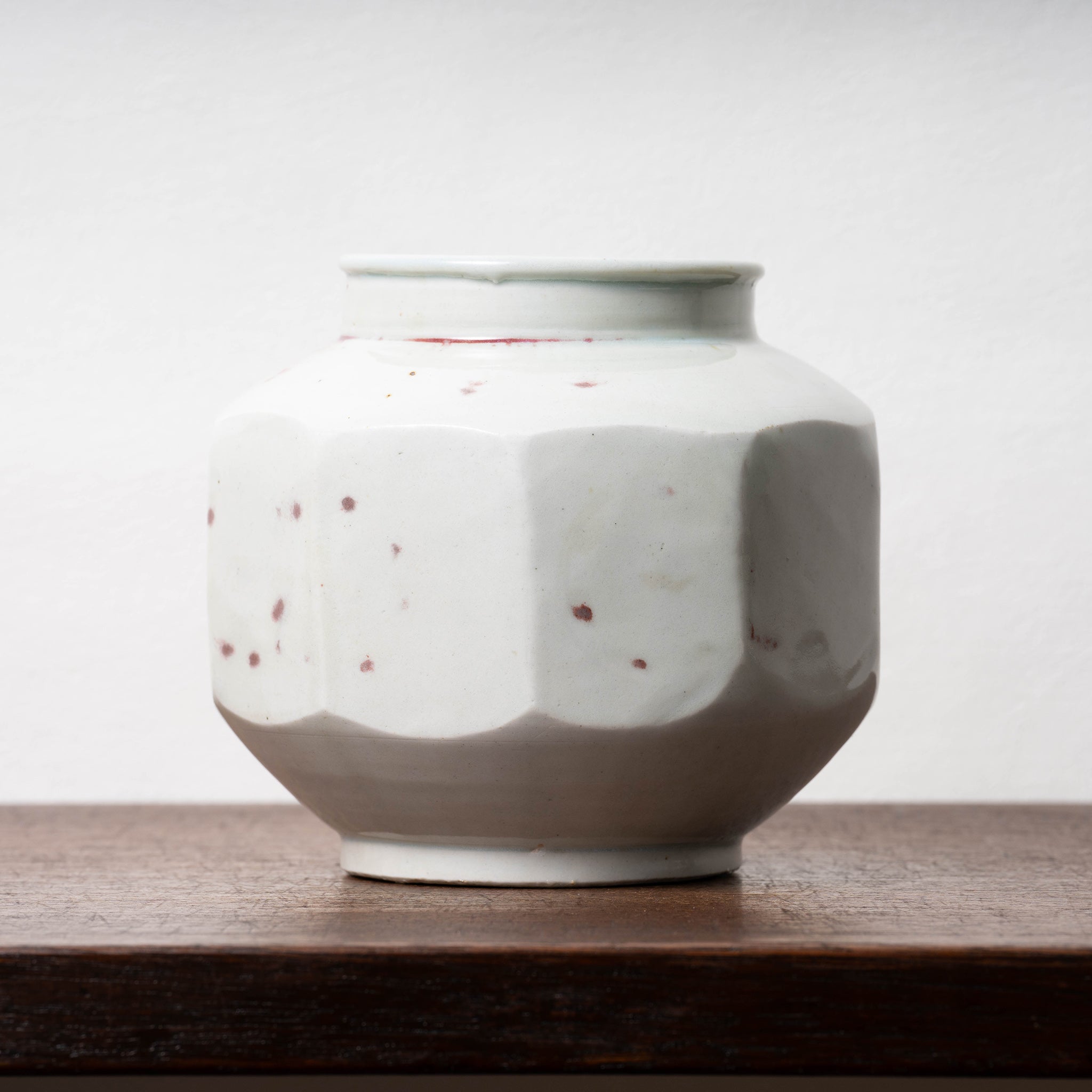 李朝 白磁 十一角面取 販売済み 壺 李朝 白磁 十一角面取 壺