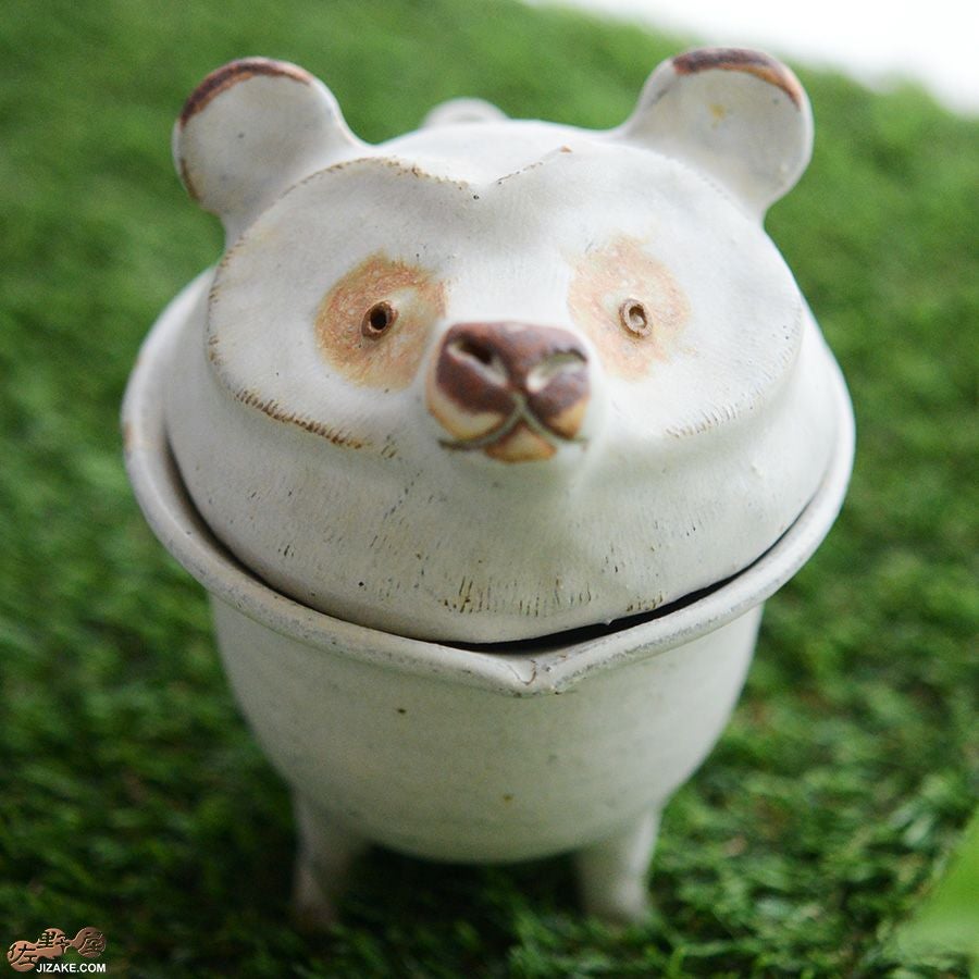 箱入】器のしごと 片口・盃セット クマ | 日本酒専門店 佐野屋 JIZAKE.COM