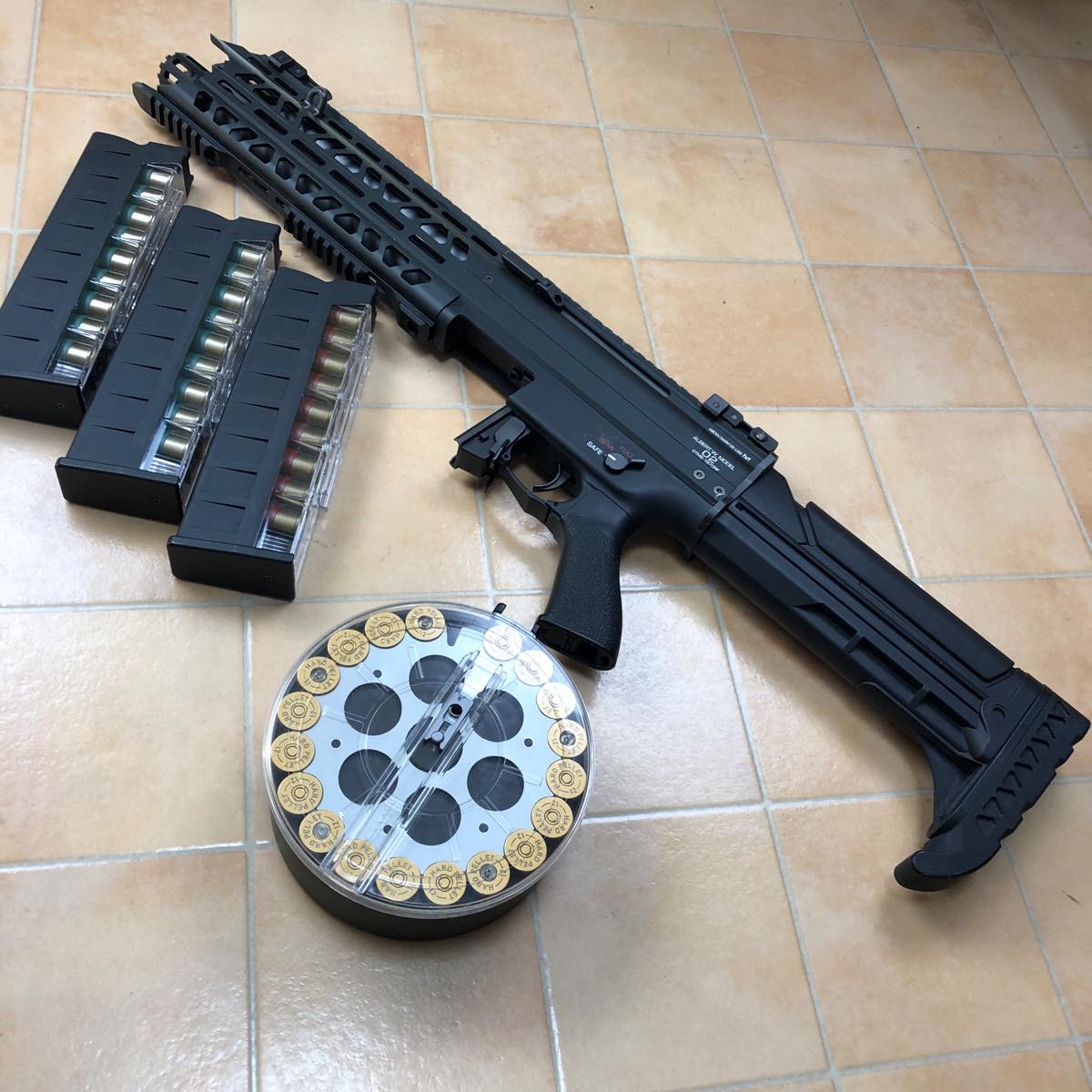 東京マルイ バイオハザード トールハンマー アルバート.W.モデル02