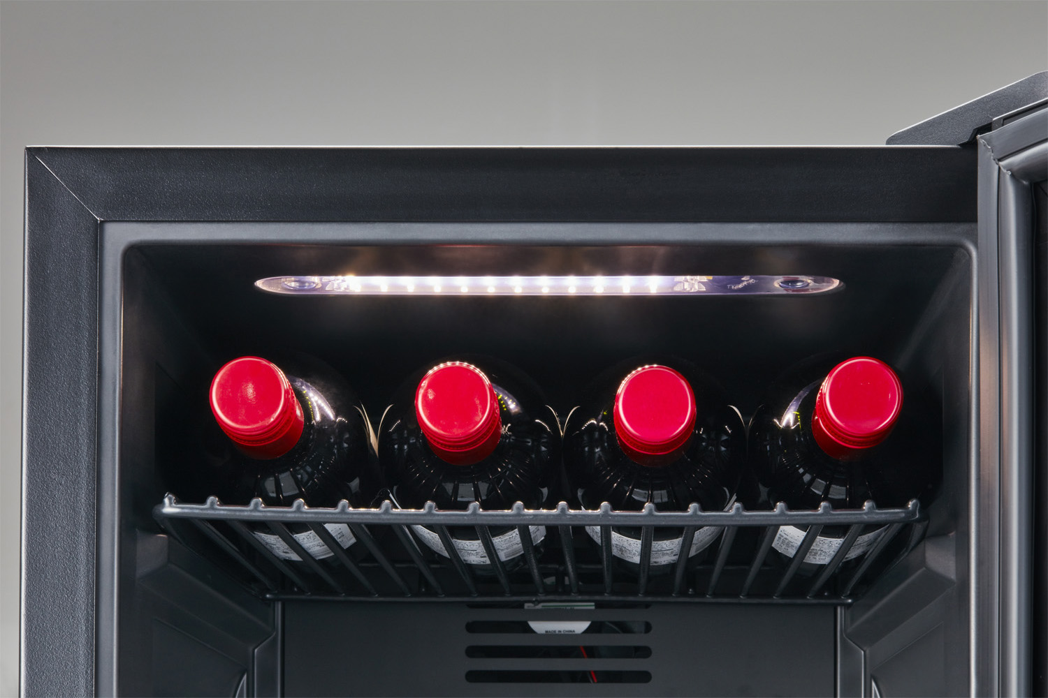 SB38 | ZERO CLASS | 製品一覧 | ワインセラーのさくら製作所