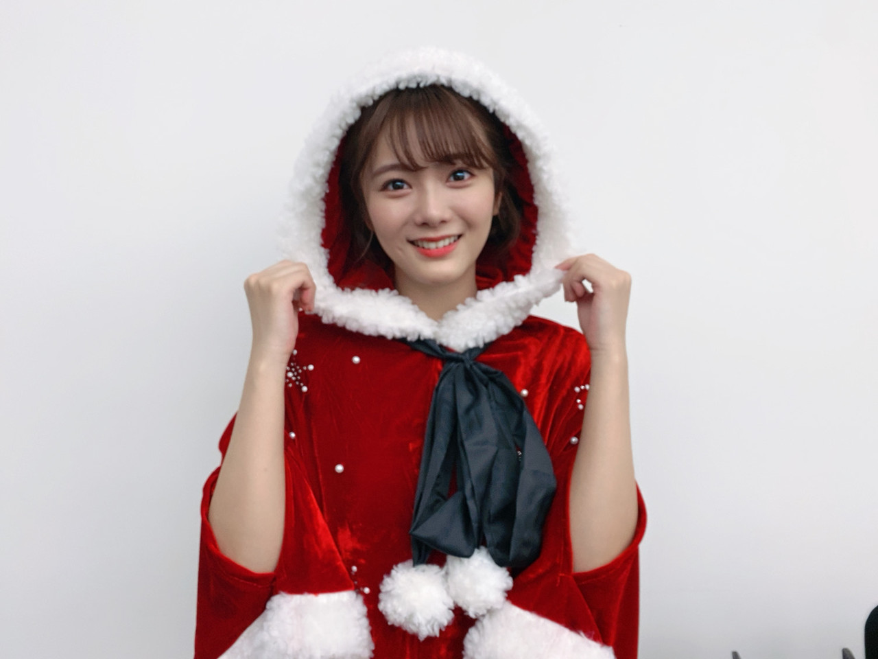 櫻坂46 田村保乃 直筆サイン入り2024年クリスマスサンタ衣装 ヒキ 生