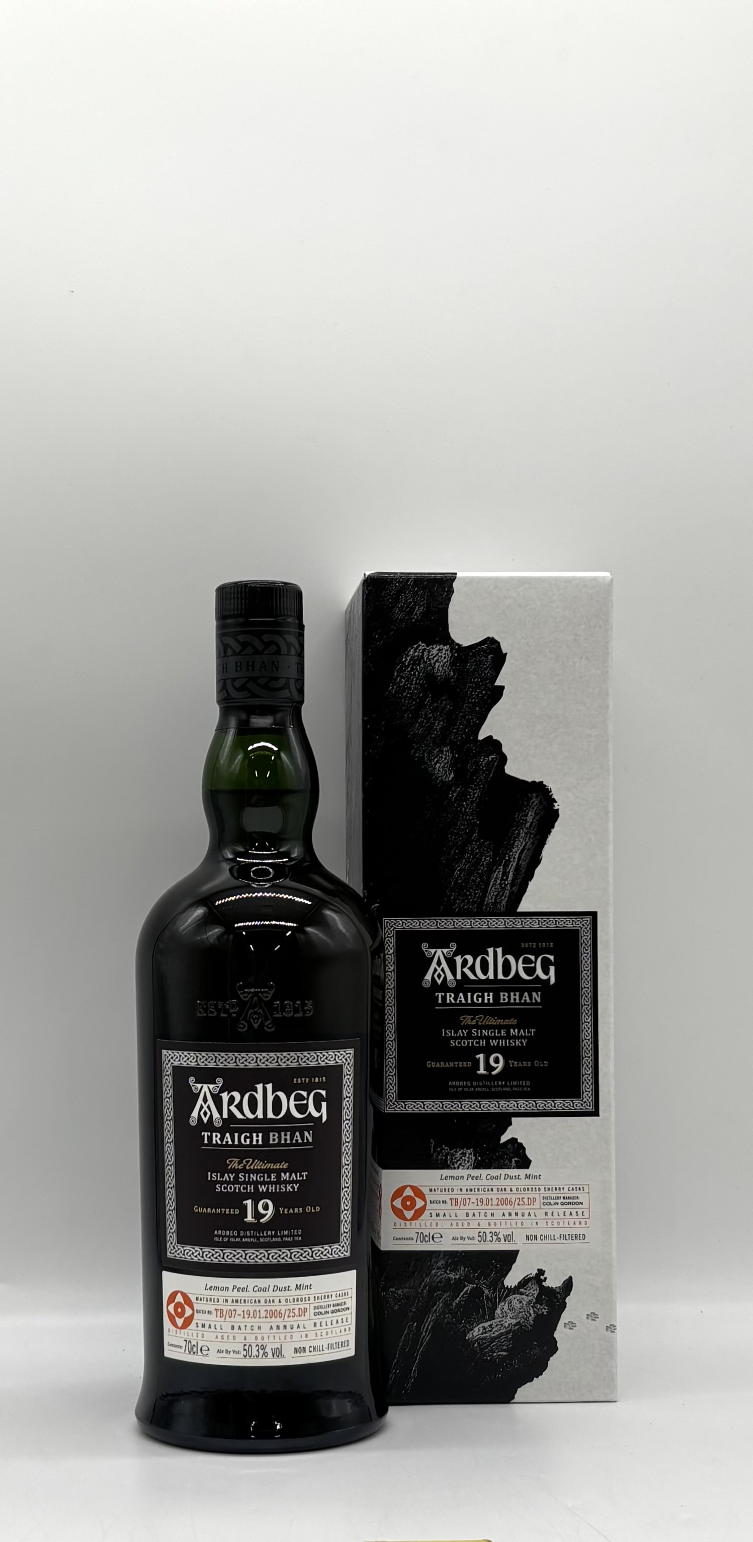 オンライン限定特価][正規品]アードベッグ トリー・バン 19年 2025