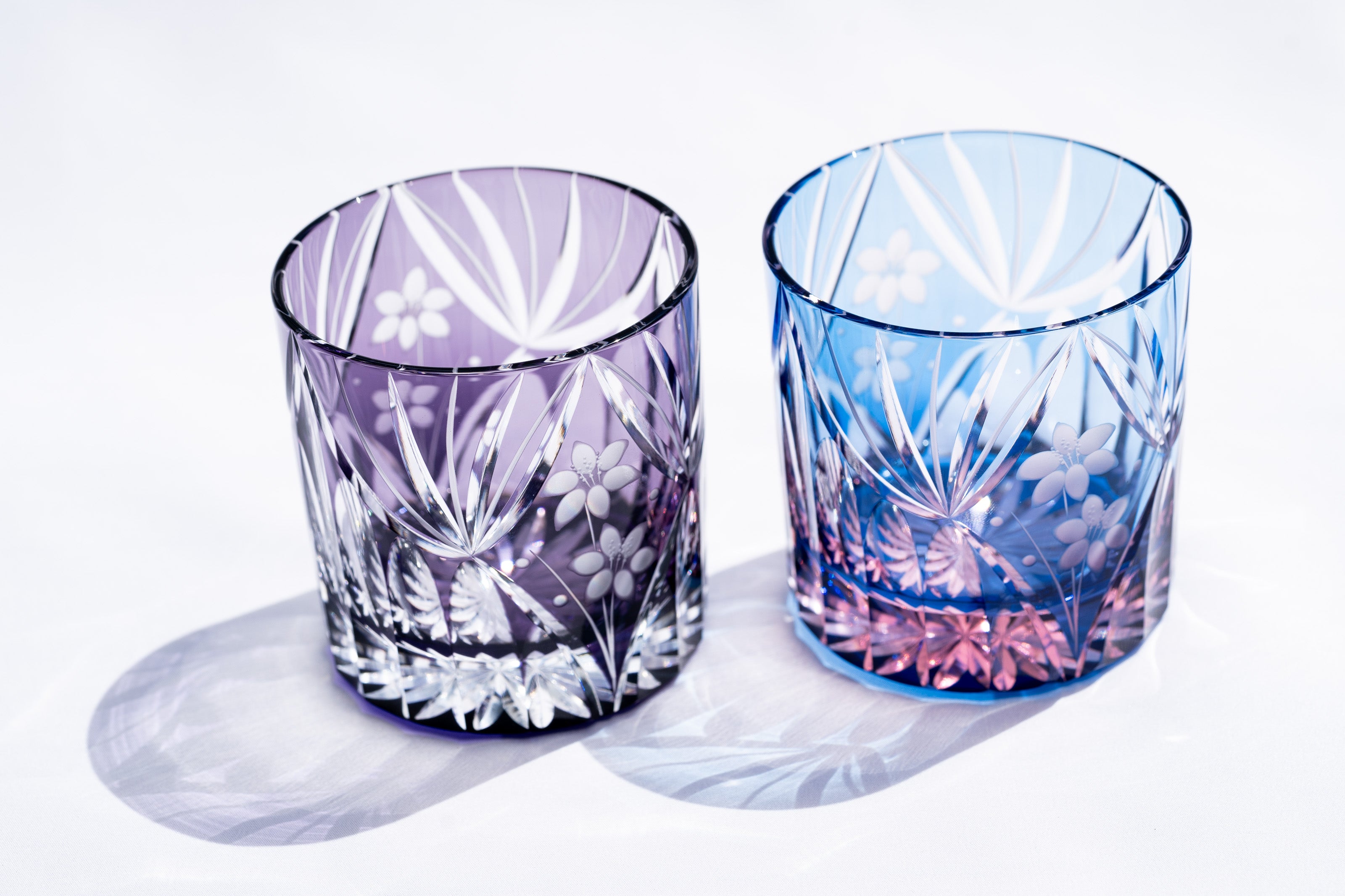 明治前期 色絵 花籠 龍と鳳凰 唐花 蝶 輪花 大鉢 【公式通販】