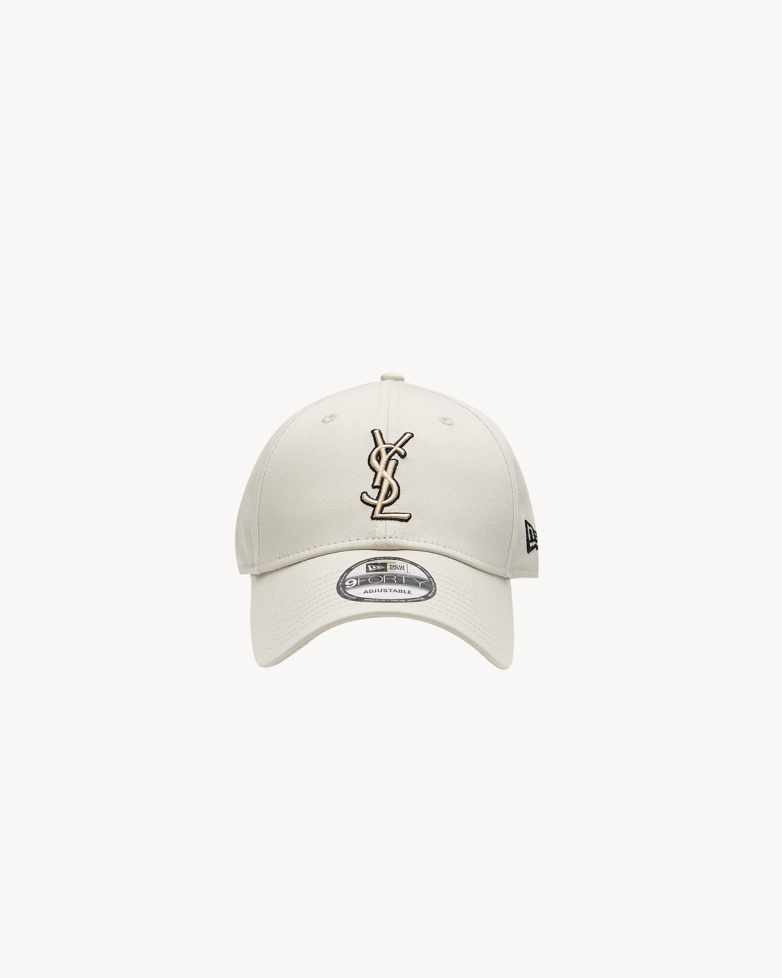 NEW ERA YSL MONOGRAM CAP IN CANVAS en color Blanco | Saint Laurent