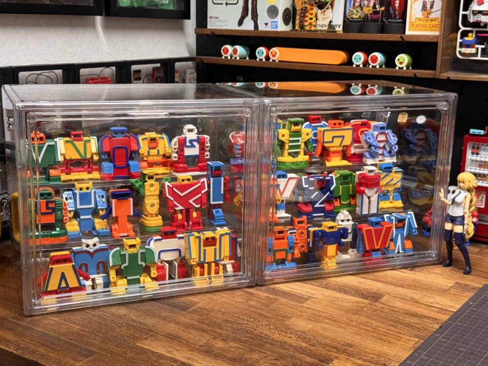 X(旧Twitter)で話題のDAISOから発売された｢透明コレクションケース｣で