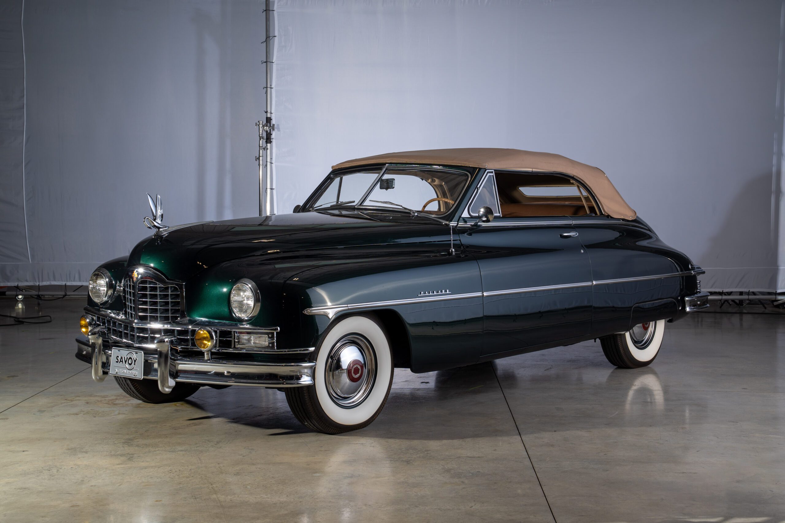 1949 Packard Super Deluxe Eight Victoria 2-Door Convertible