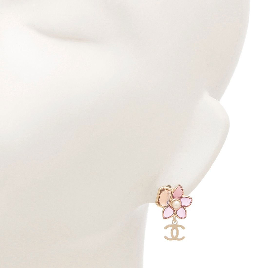 シャネル CHANEL ピアス クルーズコレクション フラワーモチーフ 花 CC