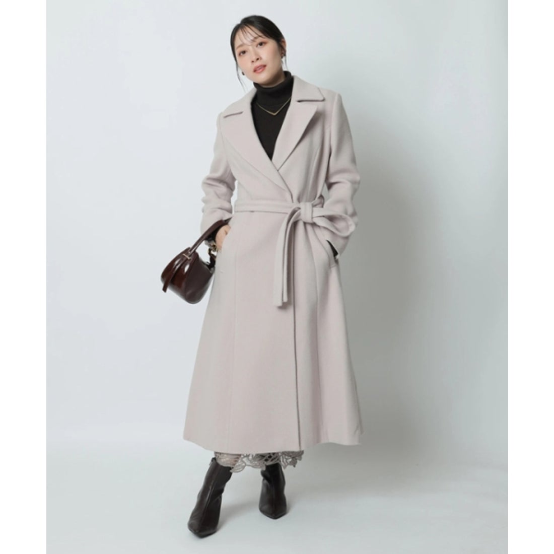 アプワイザー・リッシェ Apuweiser-riche ベルト付ロングチェスター