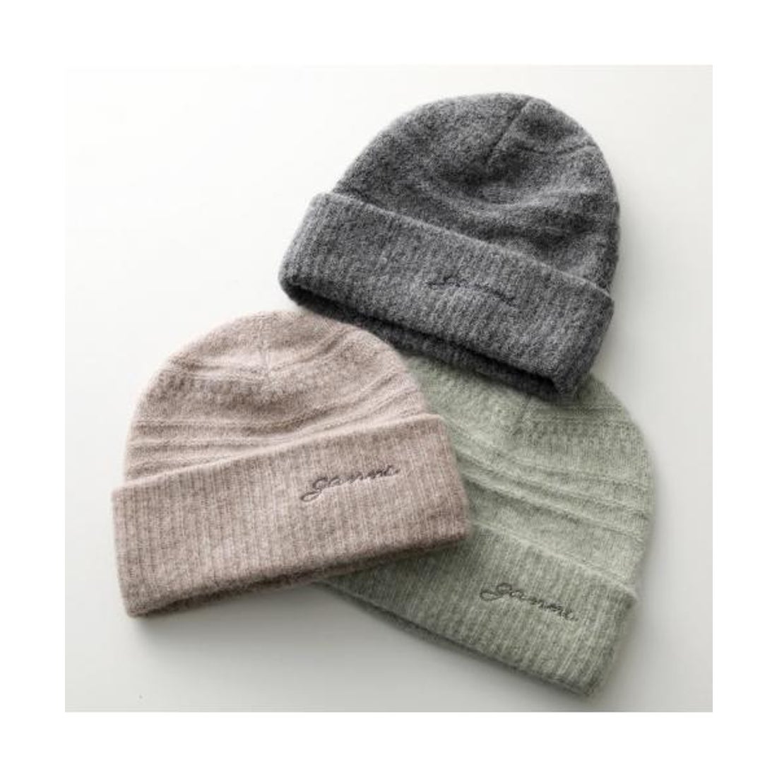 GANNI ベージュ ニット帽 GANNI ベージュ ニットビーニー 【公式通販】