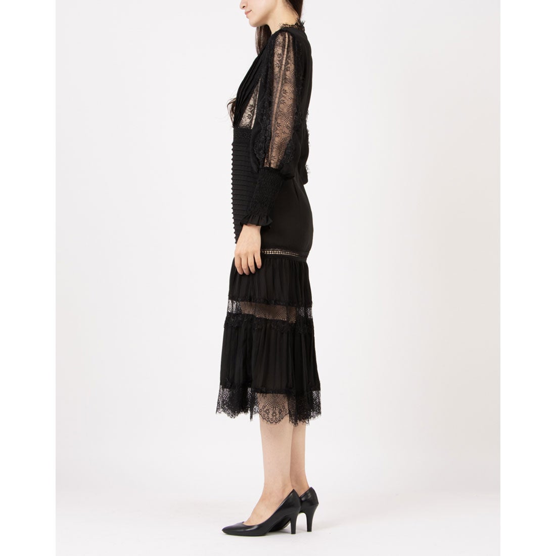 グレース エフ Grace F ＊ランタンスリーブ レースVネック ブラック