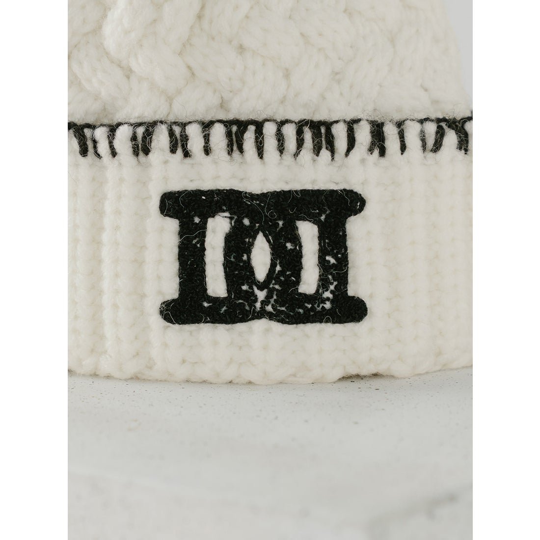 ダーリッチ Darich DDロゴバスケットニットビーニー （ホワイト