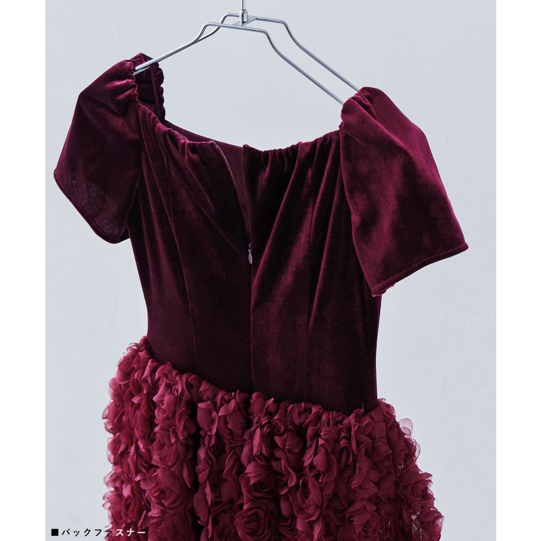 エトル etoll. ベロアロゼットフレアドレス （ブラック