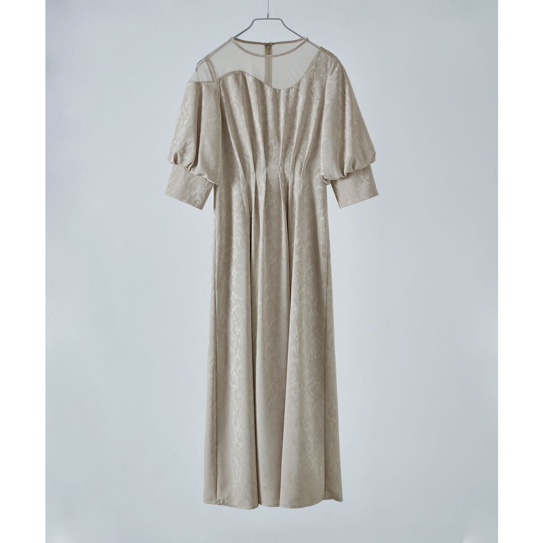 エトル etoll. ミアンダリングウエストタックフレアドレス （ベージュ