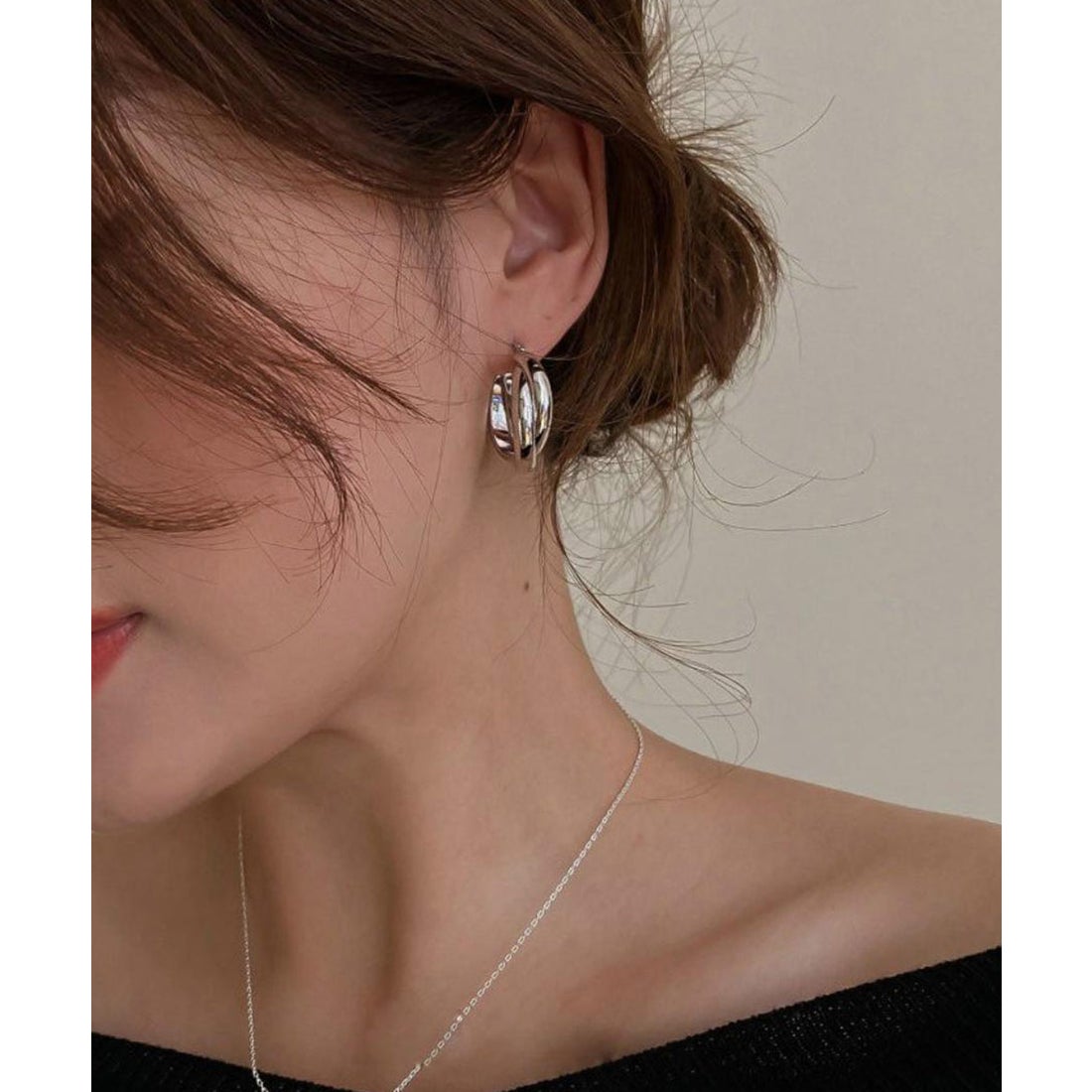 フォースメント Forcement ツイストデザインフープピアス （ゴールド