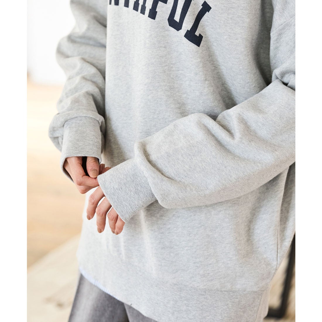 ハニーズ Honeys ロゴプリントスウェット トップス スウェット 長袖