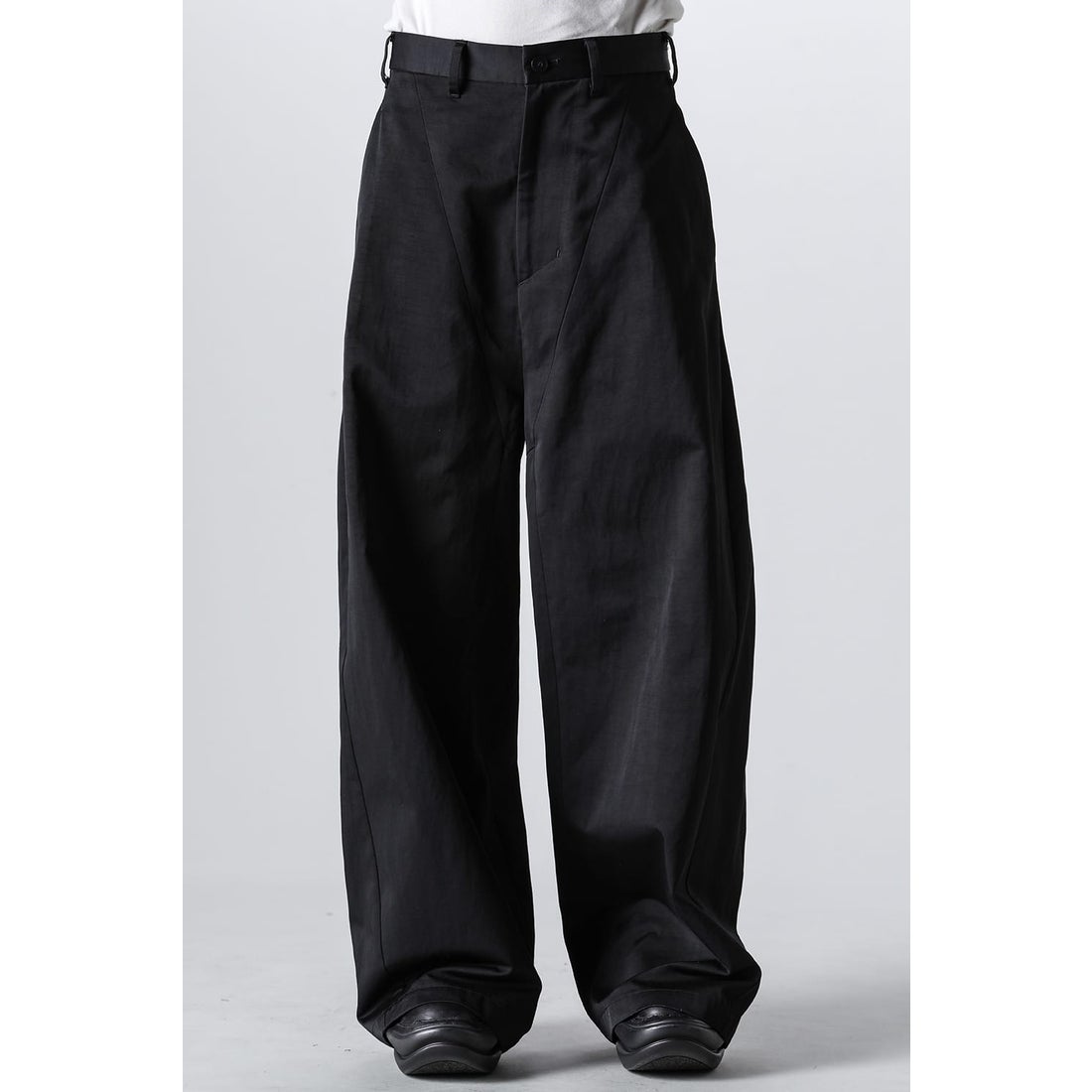 名作希少 ユリウス julius ドレープサルエルパンツ 697PAM5 名作希少