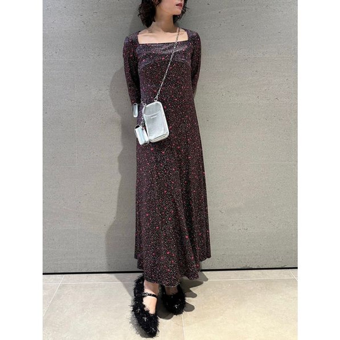 リリーブラウン LILY BROWN フラワーエンブロイダリースクエアネック