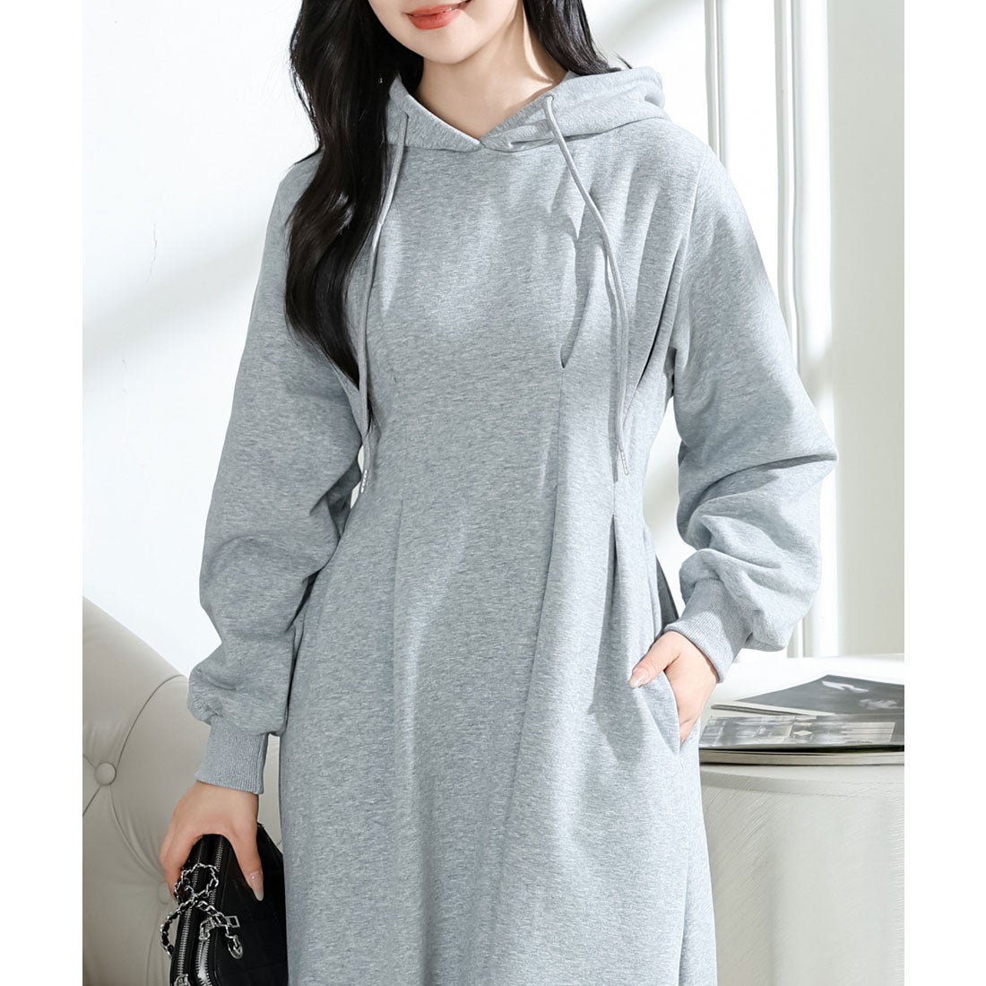 レースレディース Lace Ladies フード付き タック スウェット 長袖